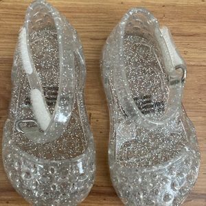 jelly shoes